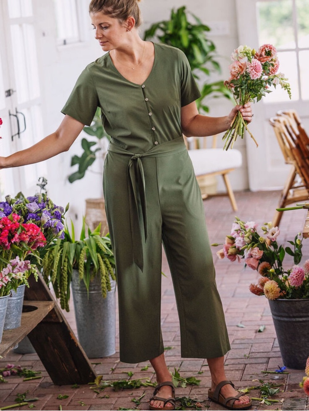 Duluth Women's Nine to Fine Synthetic Short Sleeve Jumpsuit green size large